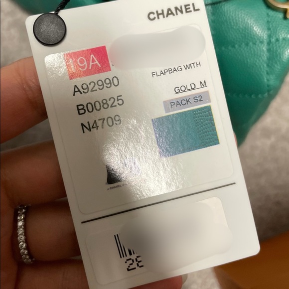 AUTHENTIC CHANEL GREEN COCO HANDLE - Picture 8 of 8